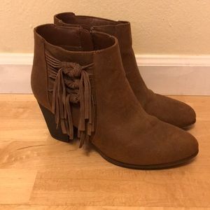 Fergalicious ‘Clover’ Bootie, Size 9.5